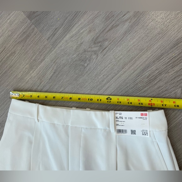 UNIGLO White Wideleg Trousers Pleated Pants. NWT Size XL - Picture 7 of 10